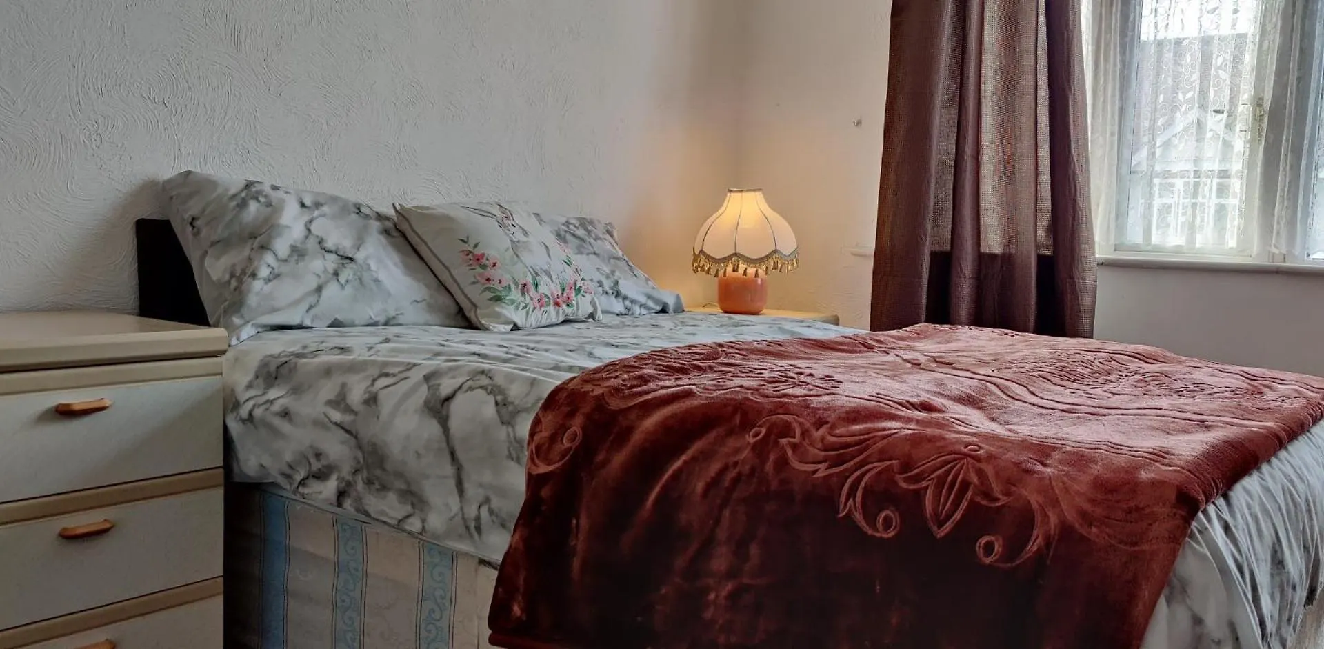 Comfortable Room Goodmayes Pensión